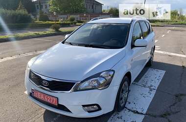 Универсал Kia Ceed 2010 в Калуше