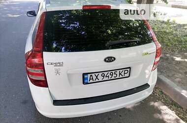 Универсал Kia Ceed 2011 в Харькове