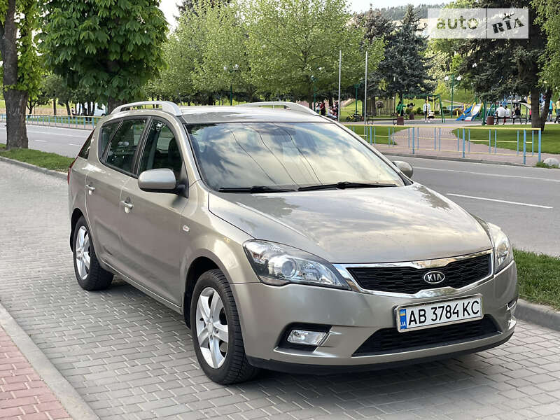 Універсал Kia Ceed 2011 в Могилів-Подільському