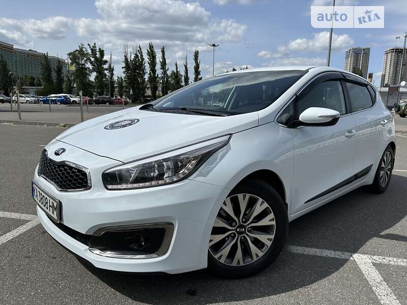 Хэтчбек Kia Ceed 2017 в Киеве