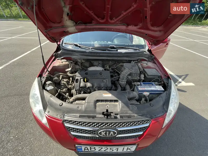 Хетчбек Kia Ceed 2007 в 