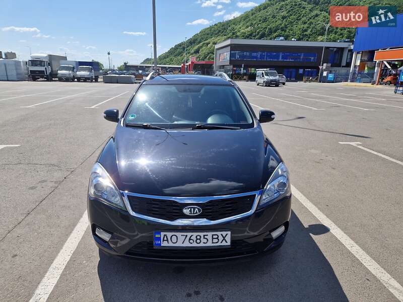 Kia Ceed 2011