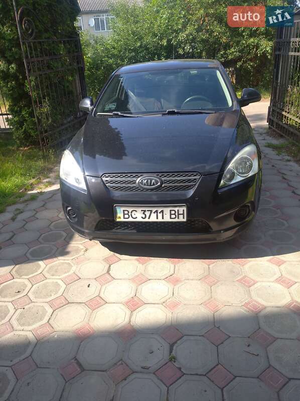 Хетчбек Kia Ceed 2008 в Львові