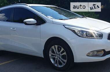 Универсал Kia Ceed 2013 в Киеве