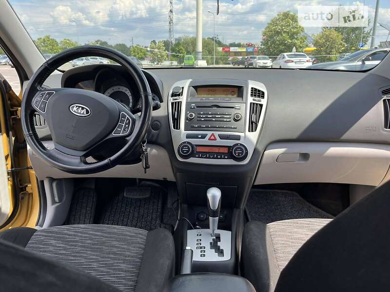 Хэтчбек Kia Ceed 2007 в Кривом Роге