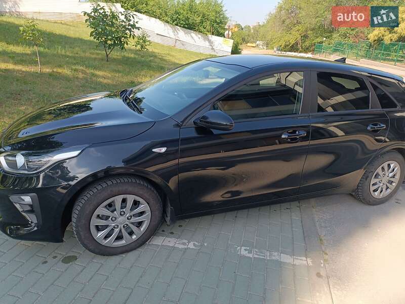 Хэтчбек Kia Ceed 2019 в Запорожье фото 4 Хэтчбек Kia Ceed 2019 в Запорожье
