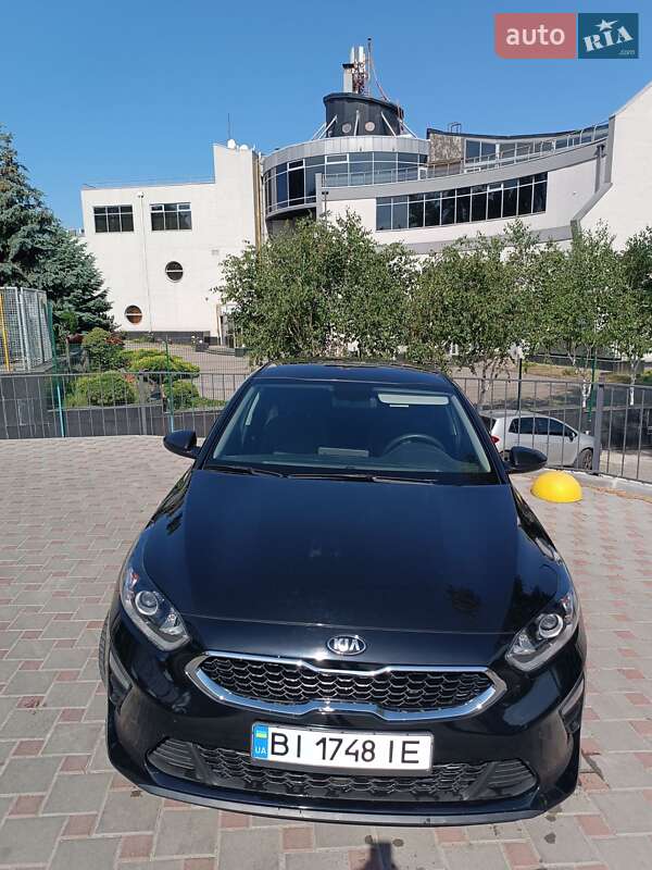 Хэтчбек Kia Ceed 2019 в Запорожье фото 5 Хэтчбек Kia Ceed 2019 в Запорожье