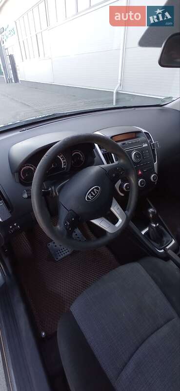 Універсал Kia Ceed 2009 в Нововолинську фото 20 Універсал Kia Ceed 2009 в Нововолинську