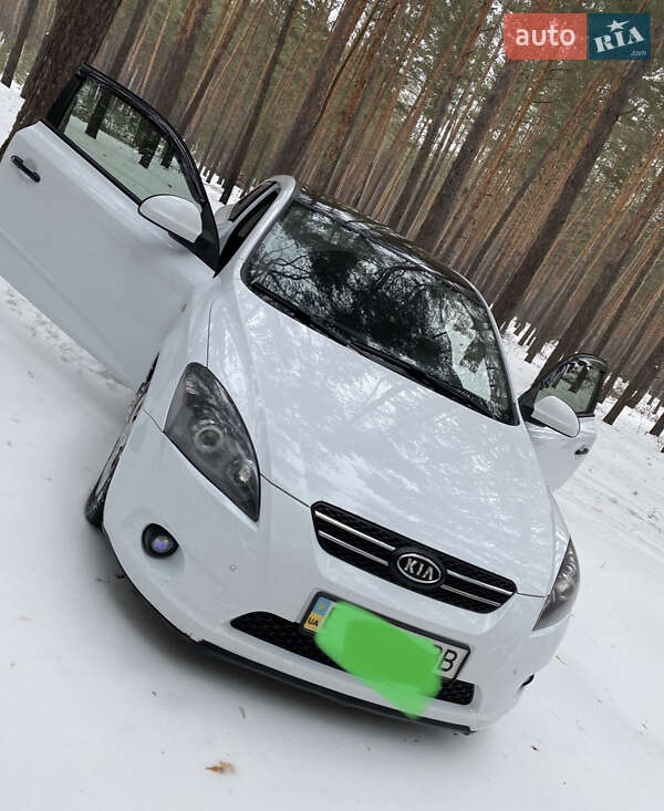 Хэтчбек Kia Ceed 2008 в Полтаве