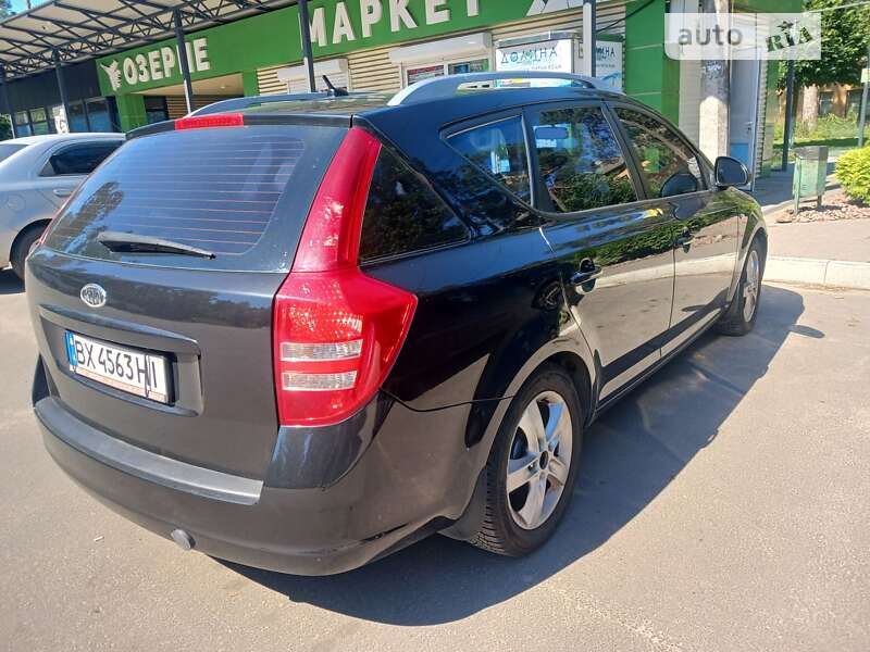 Універсал Kia Ceed 2008 в Житомирі