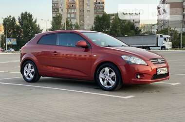 Хэтчбек Kia Ceed 2008 в Сумах