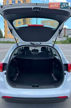 Универсал Kia Ceed 2014 в 