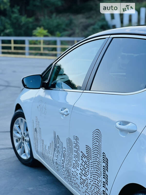 Хэтчбек Kia Ceed 2017 в Одессе