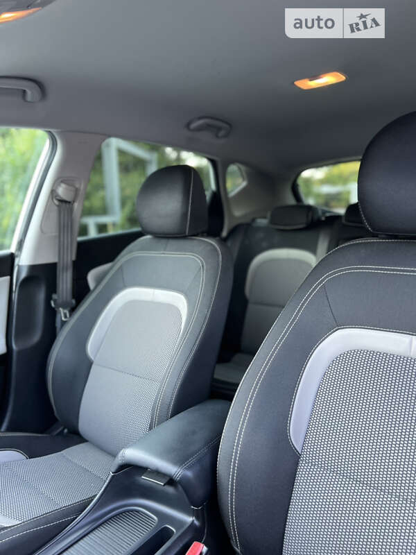 Хэтчбек Kia Ceed 2017 в Одессе