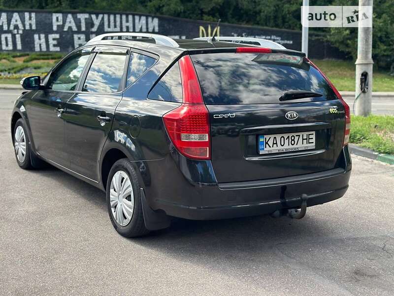 Универсал Kia Ceed 2010 в Киеве