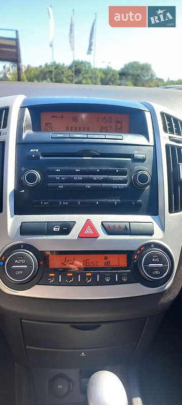 Хэтчбек Kia Ceed 2008 в Львове