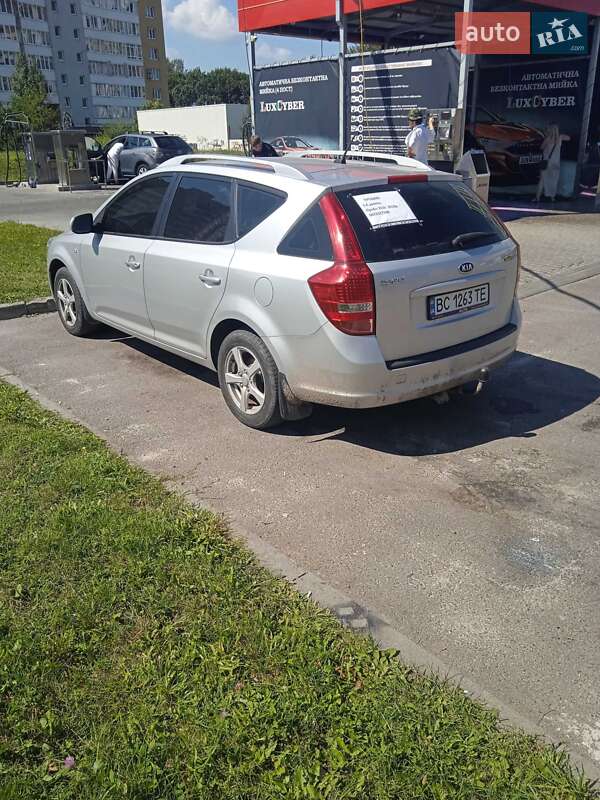 Універсал Kia Ceed 2010 в Львові
