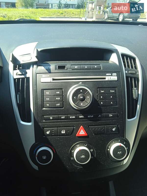 Універсал Kia Ceed 2010 в Львові