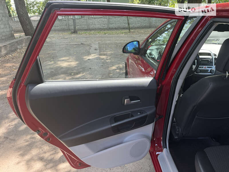 Хэтчбек Kia Ceed 2007 в Днепре