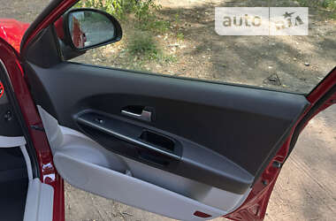Хэтчбек Kia Ceed 2007 в 