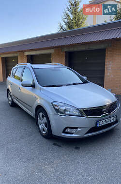 Универсал Kia Ceed 2010 в 