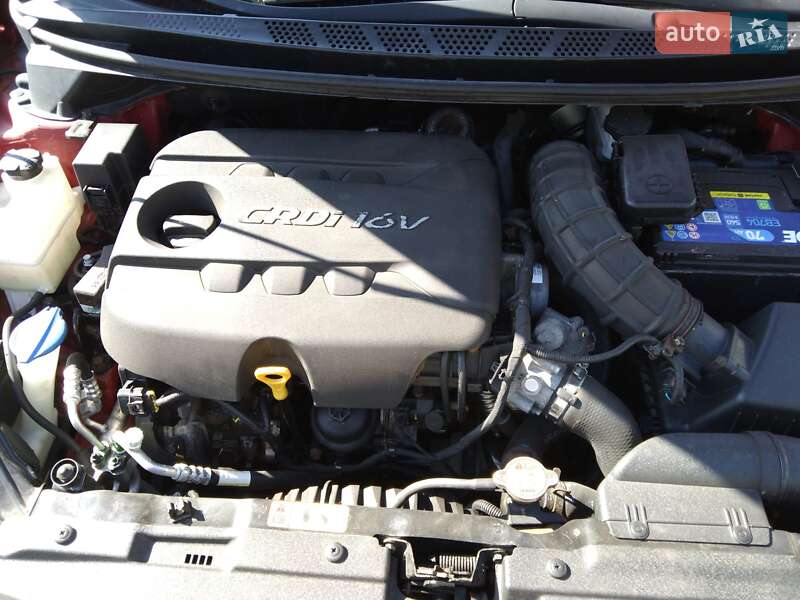 Универсал Kia Ceed 2012 в Ивано-Франковске