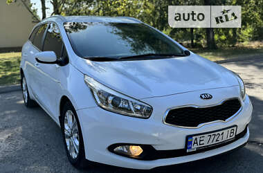 Універсал Kia Ceed 2013 в Дніпрі