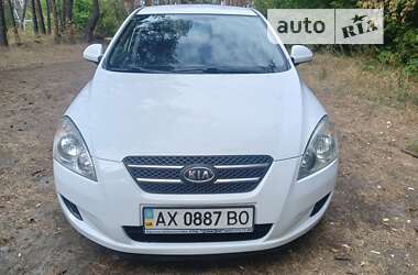 Хетчбек Kia Ceed 2008 в Харкові