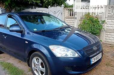 Хэтчбек Kia Ceed 2008 в Чернигове