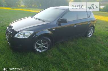 Хэтчбек Kia Ceed 2008 в Кролевце