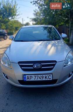 Хэтчбек Kia Ceed 2007 в Запорожье