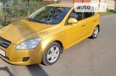 Хэтчбек Kia Ceed 2007 в Днепре