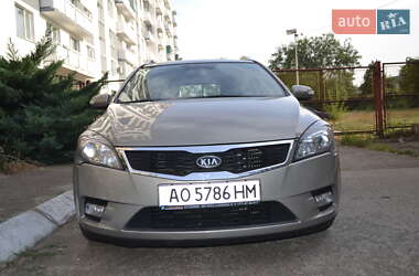 Універсал Kia Ceed 2010 в Долинській