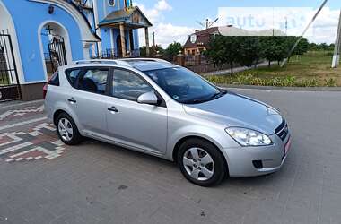 Универсал Kia Ceed 2008 в Киеве