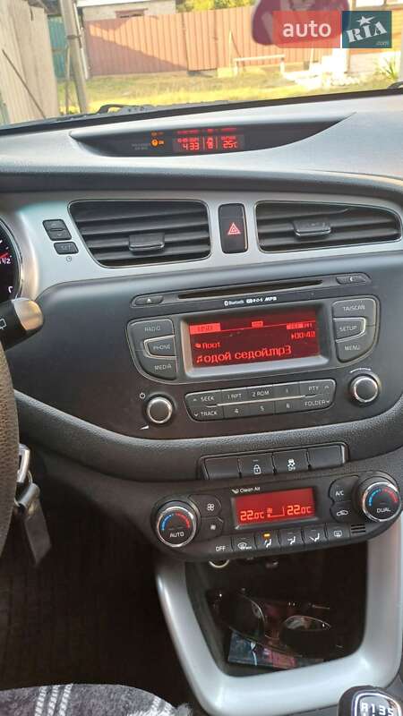 Универсал Kia Ceed 2013 в Новгород-Северском