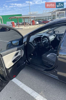 Универсал Kia Ceed 2012 в 