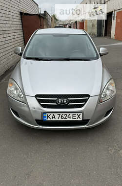 Хэтчбек Kia Ceed 2007 в Киеве