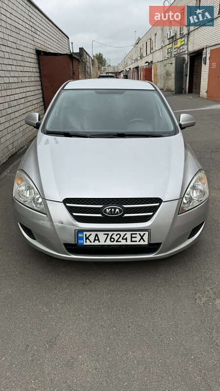 Хэтчбек Kia Ceed 2007 в Киеве