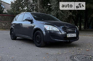 Хэтчбек Kia Ceed 2008 в Днепре