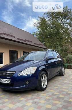 Универсал Kia Ceed 2007 в Хмельницком