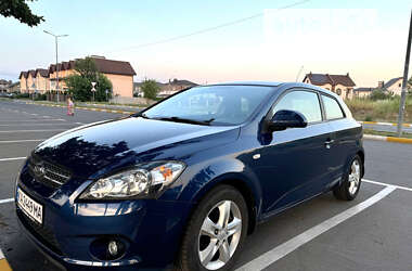 Хэтчбек Kia Ceed 2008 в Киеве