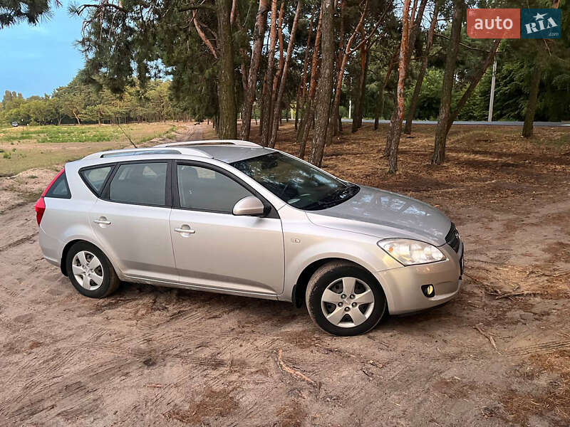 Універсал Kia Ceed 2008 в Черкасах