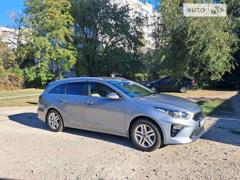 Універсал Kia Ceed 2019 в Дніпрі