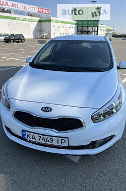 Хетчбек Kia Ceed 2015 в Києві