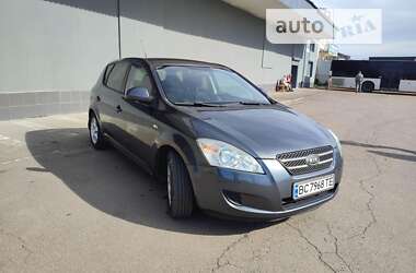 Хэтчбек Kia Ceed 2007 в Львове