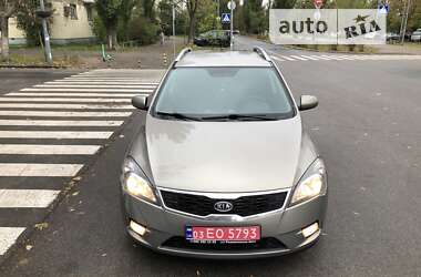 Універсал Kia Ceed 2010 в Києві