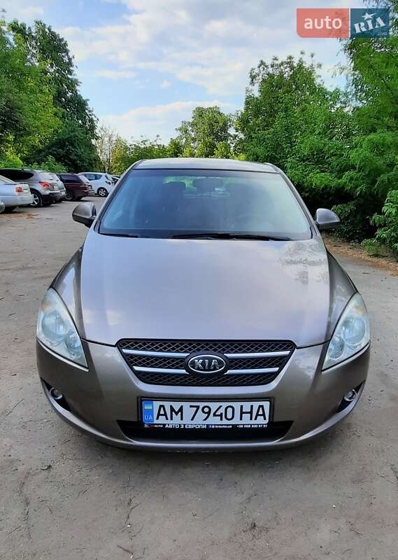 Хэтчбек Kia Ceed 2008 в Виннице