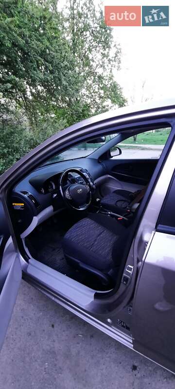 Хэтчбек Kia Ceed 2008 в Виннице