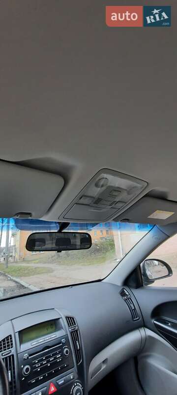 Хэтчбек Kia Ceed 2008 в Виннице