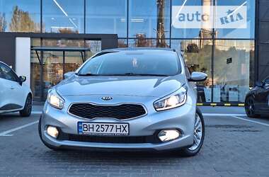 Хетчбек Kia Ceed 2013 в Одесі